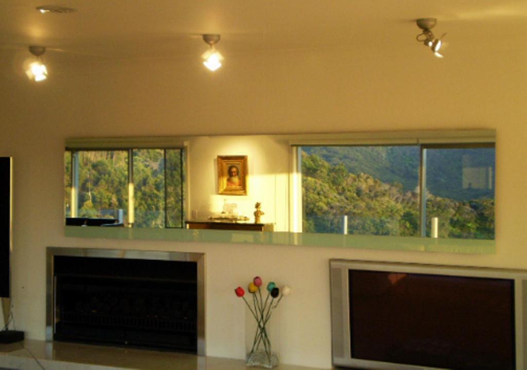 Tiki Tiki Ora Bed & Breakfast รัสเซล ภายนอก รูปภาพ